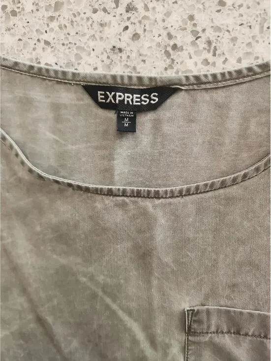 Shirt - Picture 5 of 8